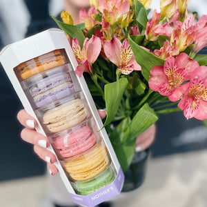 
                  
                    Load image into Gallery viewer, Happy Mother&amp;#39;s Day Local Macaron Gift Box
                  
                